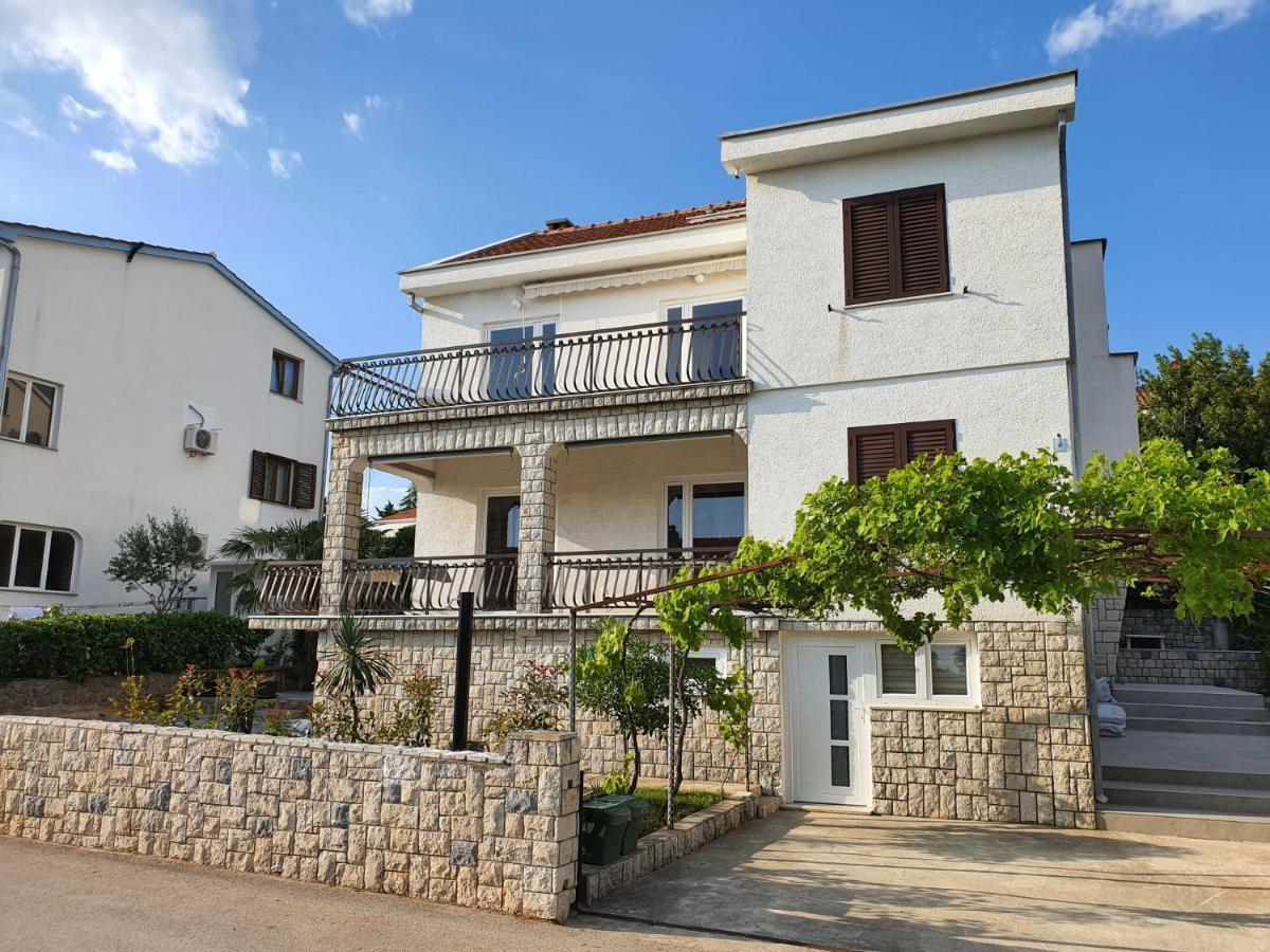Vila Beleca Krk - Apartments Rest & Sea كرك المظهر الخارجي الصورة